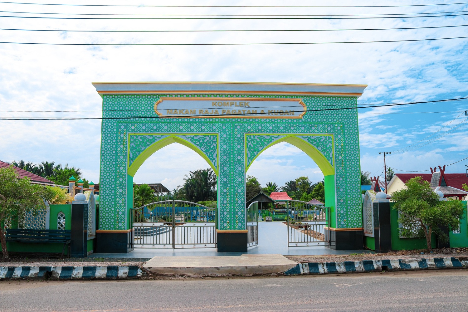 Makam Raja Pagatan